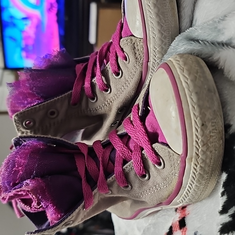 Converse High-Top Size 1 Grey With Tulle